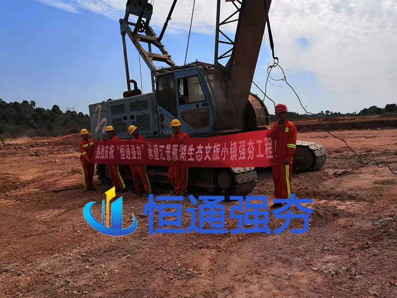 1-21042G04212363.jpg
